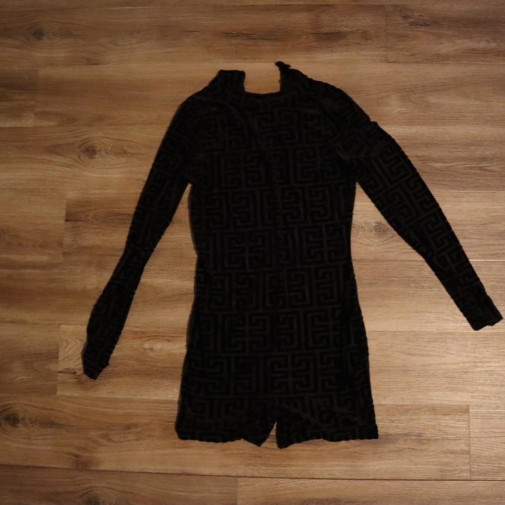 Geometric Romper - Picture 3 of 4